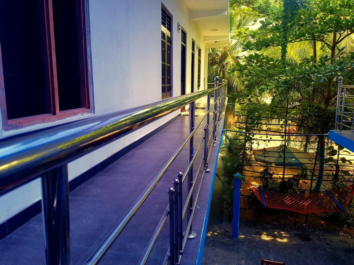 Natraj Guest House Trincomalee Buitenkant foto